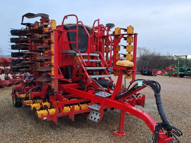 VADERSTAD RAPID 600S CULTIVATION DRILL 6M