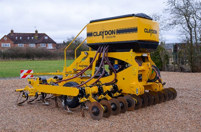 CLAYDON EVOLUTION DIRECT DRILL 4M