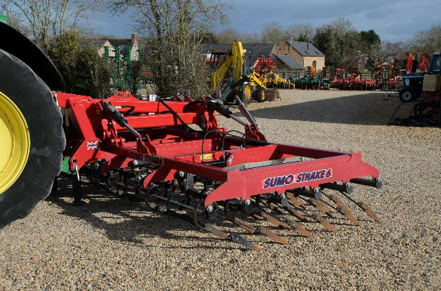 SUMO STRAKE 6 CULTIVATOR 6M