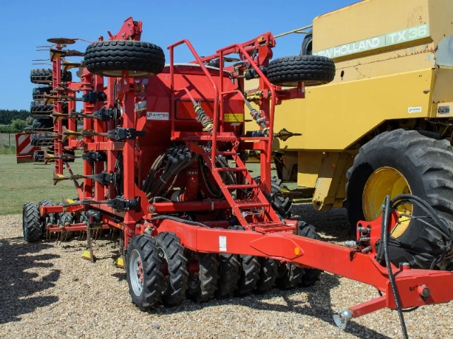HORSCH SPRINTER 6ST TINE DRILL 6M