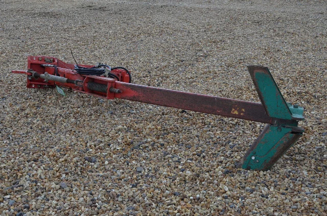KVERNELAND PRESS ARM