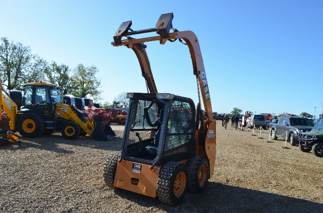 CASE SR150 SKIDSTEER