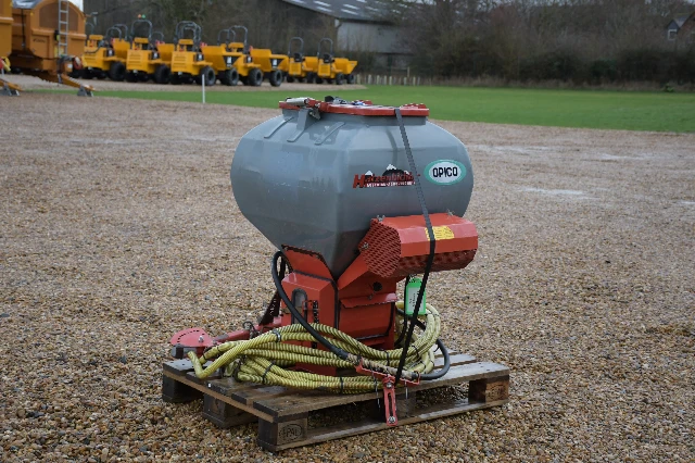 OPICO AIR 8 SEEDER 8-OUTLET