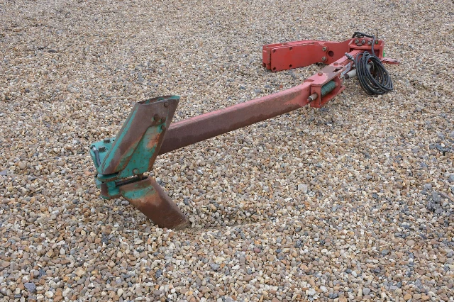 KVERNELAND PRESS ARM