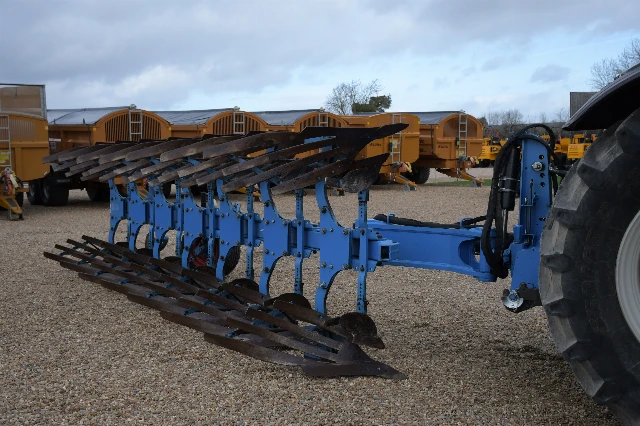 LEMKEN EUROPAL 80F PLOUGH 7-FURROWS