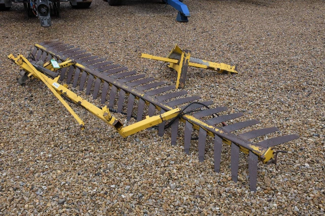 CLAYDON FURROW CRACKER