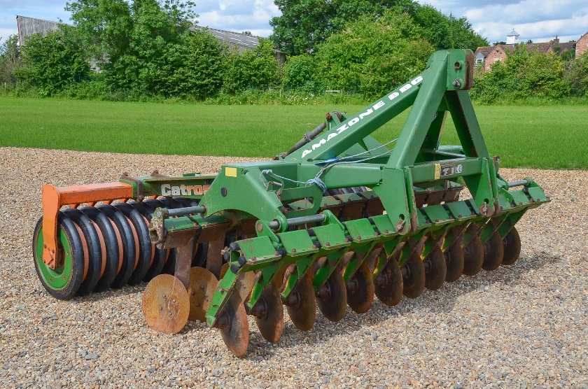 AMAZONE CATROS 3001 CULTIVATOR 3M