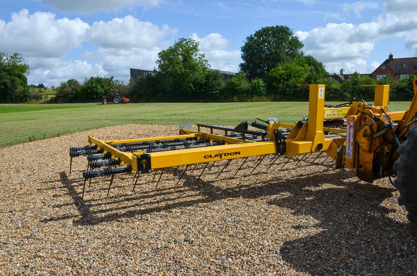 CLAYDON STRAW HARROW CULTIVATOR 7.5M