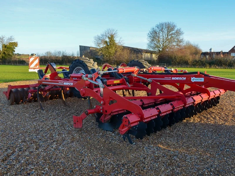 HORSCH TERRANO 4MT CULTIVATOR 4M