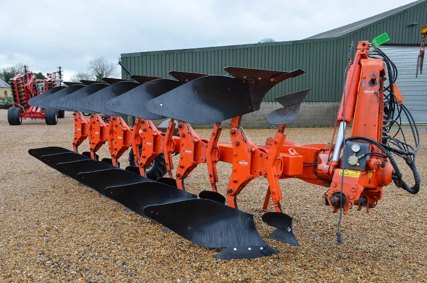 KUHN VARI-MASTER 183 PLOUGH 5 FURROWS