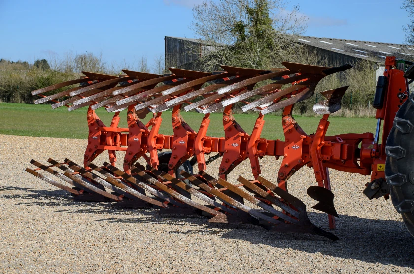KUHN MULTI-MASTER 153 PLOUGH 5-FURROWS
