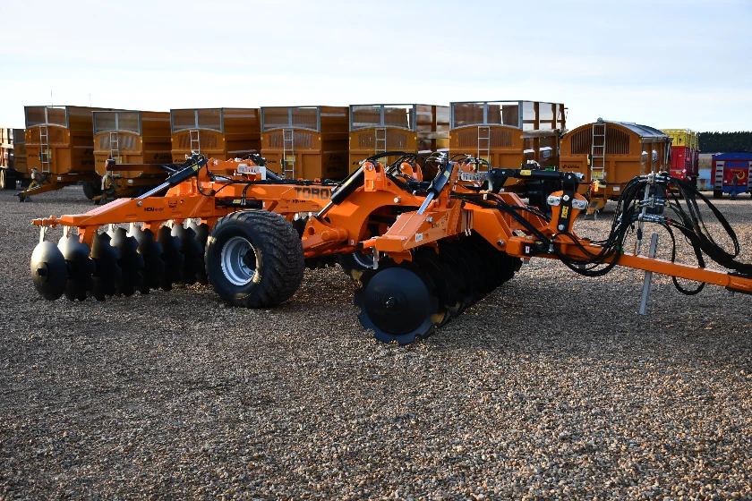 TOROX HDV 410F DISC HARROW 4.1M