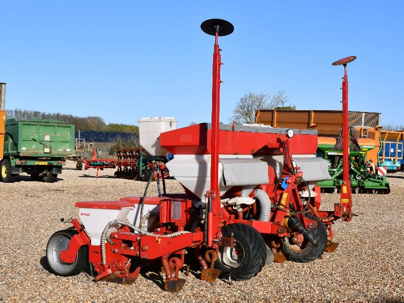 KVERNELAND OPTIMA MAIZE DRILL 6-ROW