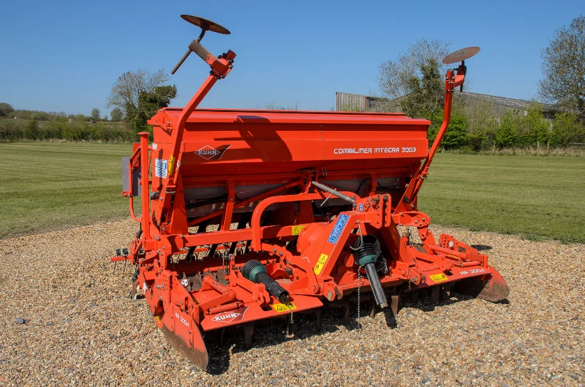 KUHN INTEGRA 3004 COMBINATION DRILL 3M