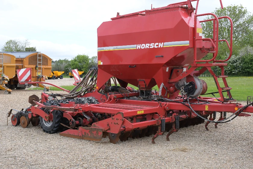 HORSCH PRONTO 4DC CULTIVATION DRILL 4M