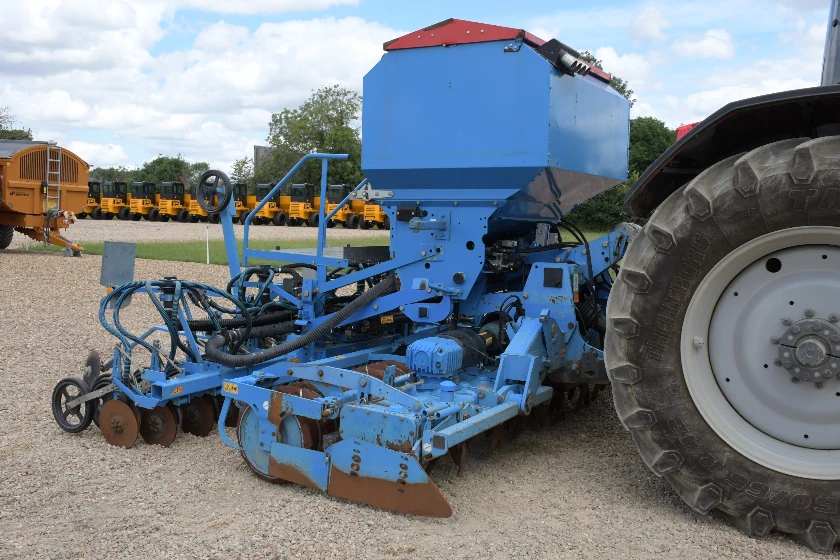 LEMKEN SOLITAIR 9K/400 DRILL 4M