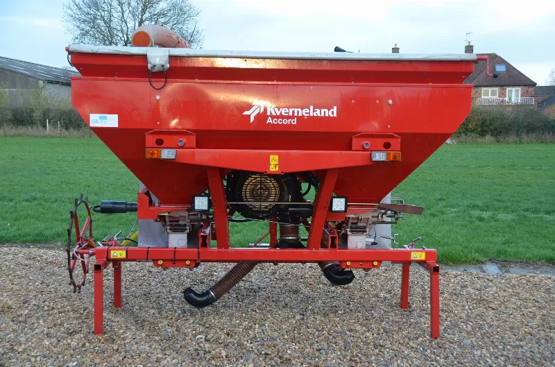 Used Kverneland Accord DF-1 Seed front tank for Sale (Auction